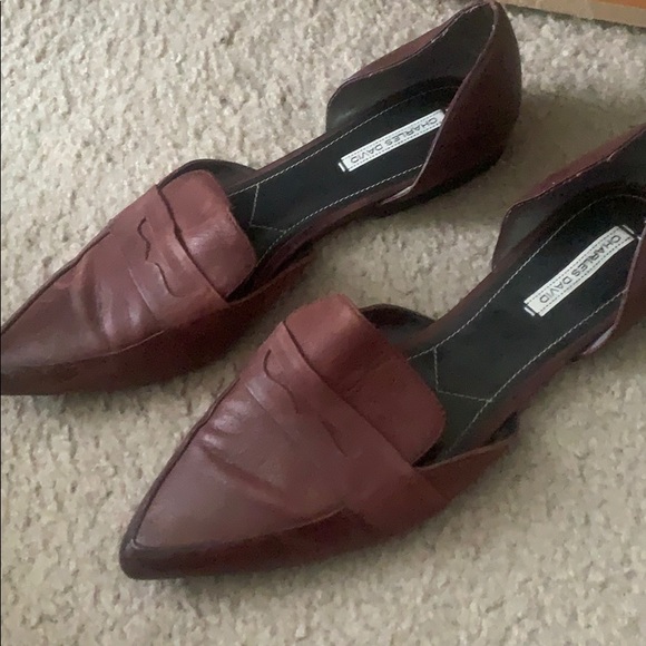 Burgundy leather Charles David loafers - Picture 2 of 2
